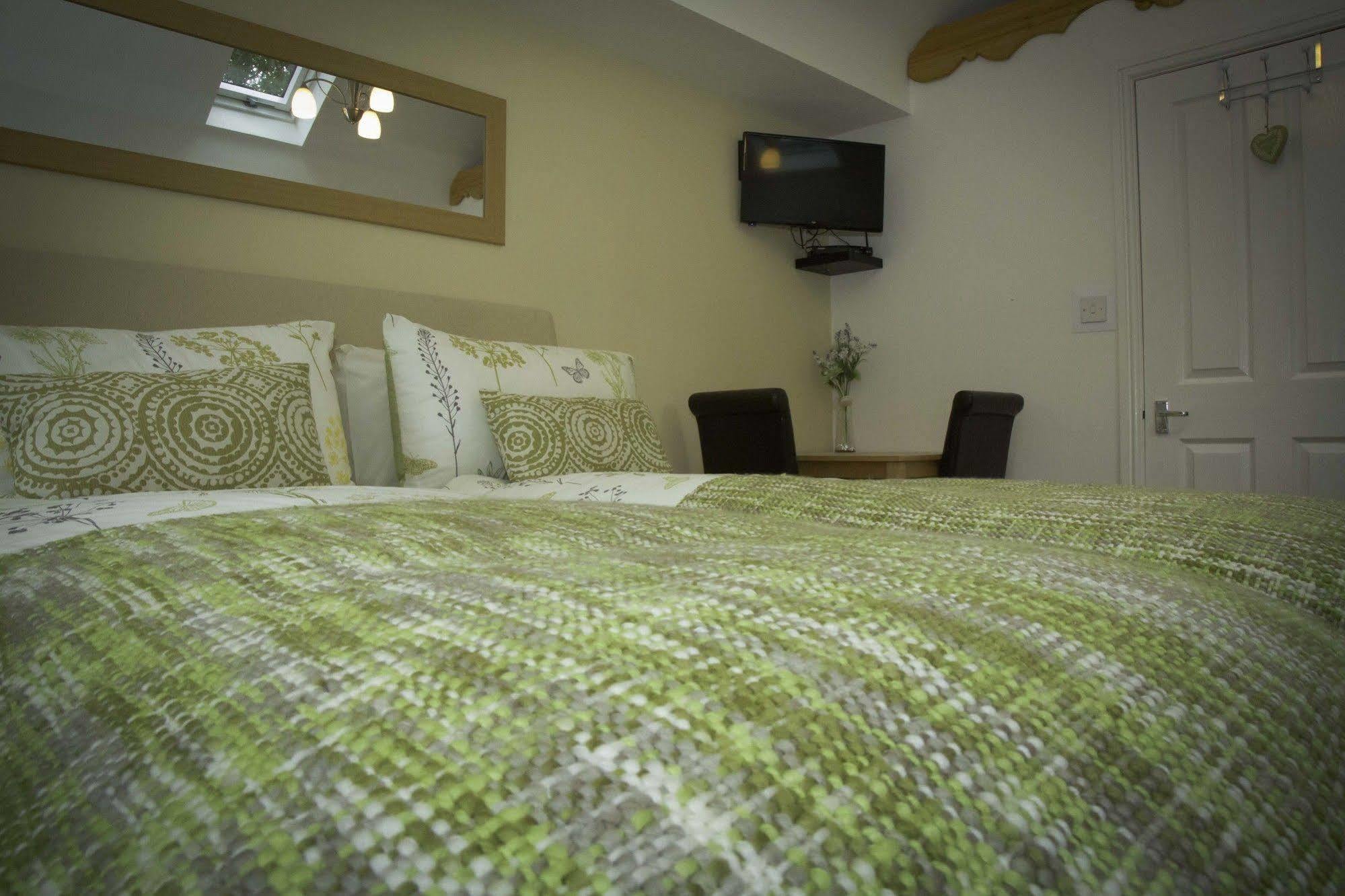River Mansion Spa Llandysul 外观 照片