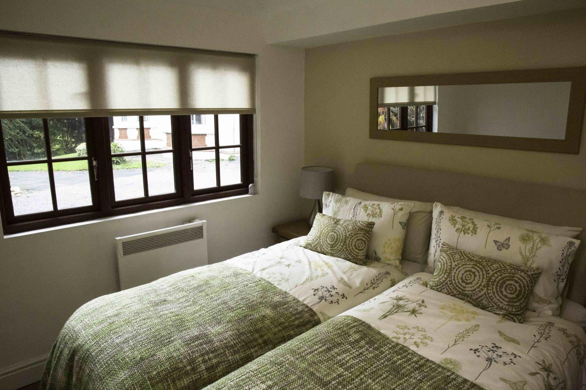 River Mansion Spa Llandysul 外观 照片