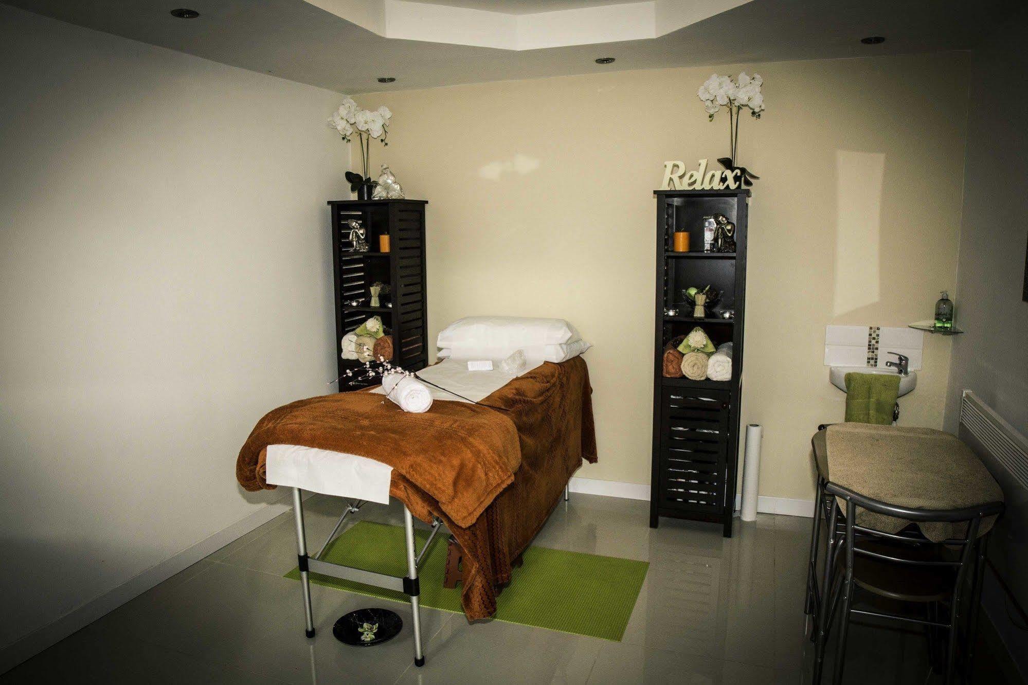 River Mansion Spa Llandysul 外观 照片