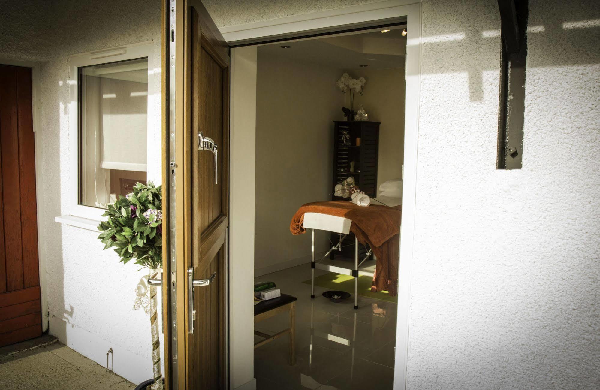 River Mansion Spa Llandysul 外观 照片